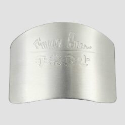 http://ineedaclean.com Must Have Metal Kitchen Finger Protector New Arrivals Kitchen Tools Certification: CE / EU,CIQ,EEC,FDA,LFGB,SGS  I Need A Clean http://ineedaclean.com/the-clean-store/must-have-metal-kitchen-finger-protector/